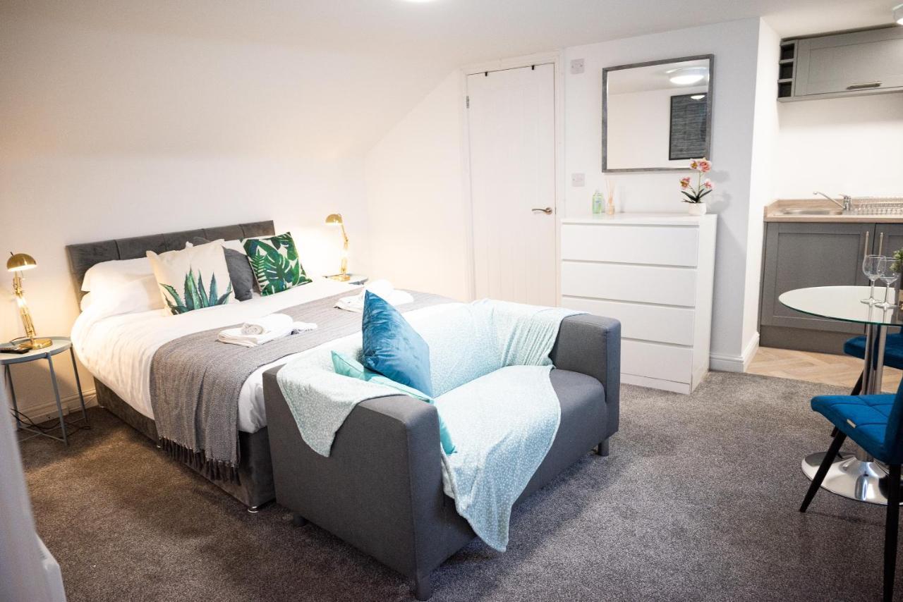 Elmo River Studios - 6 En-Suites In Wallasey - Easy Parking - Short And Long Stays Welcome 外观 照片